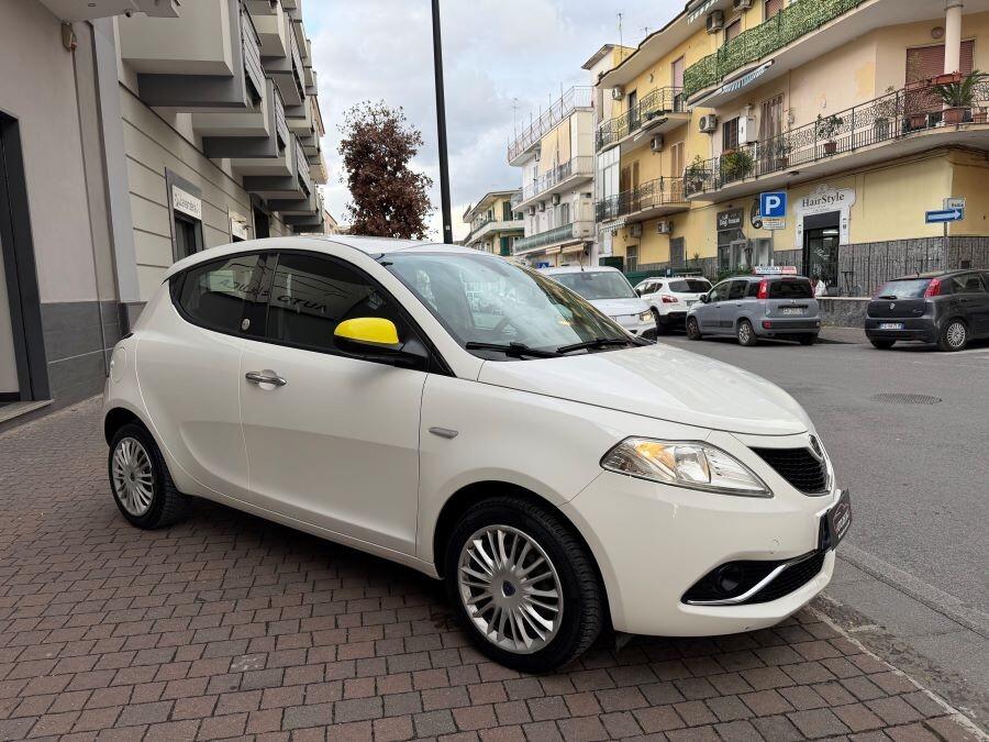 lancia ypsilon 1.2 gpl certificata uniproprietario