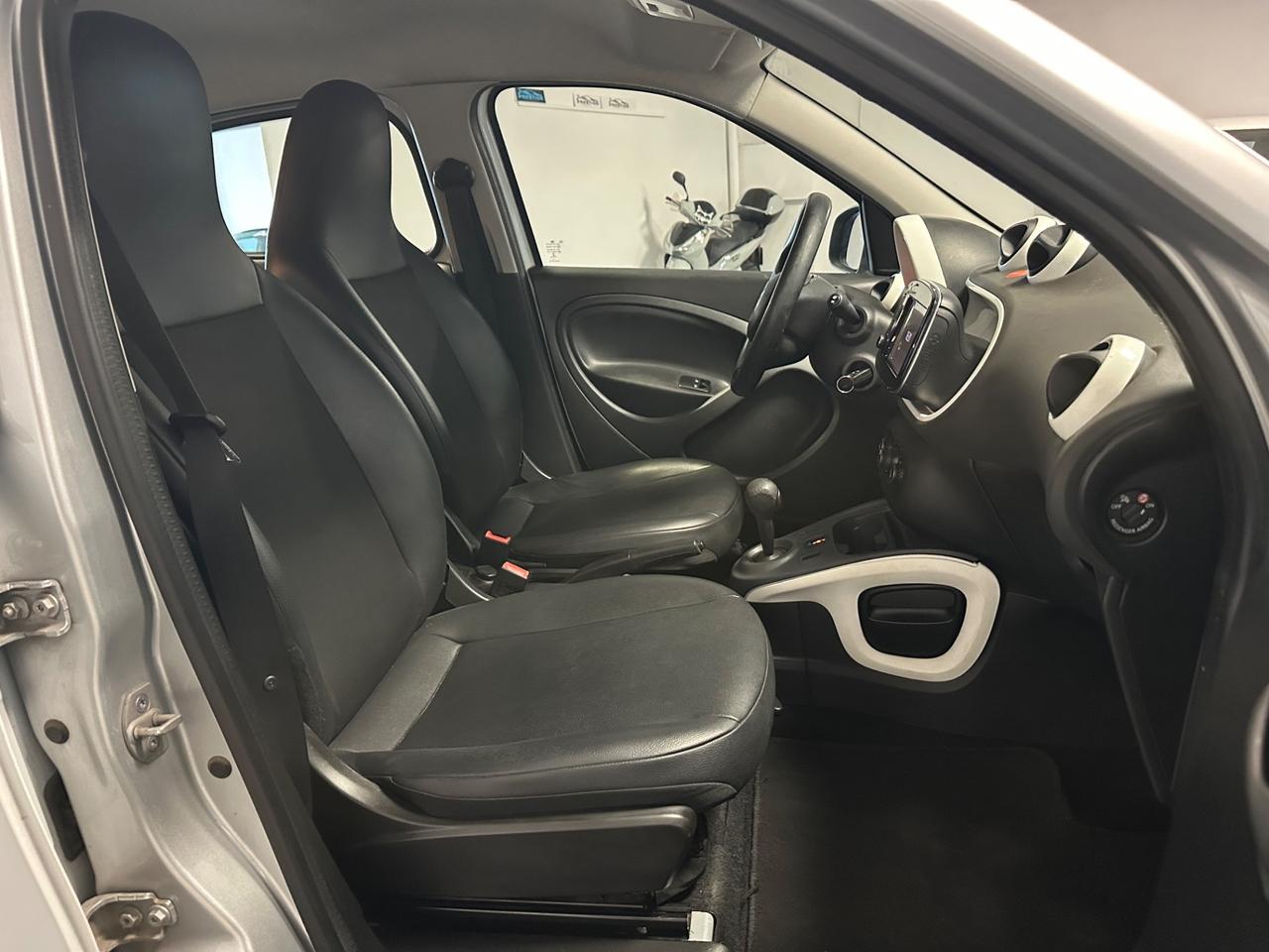 SMART FORFOUR 1.0 AUTOMATICA 71CV PRONTA CONSEGNA