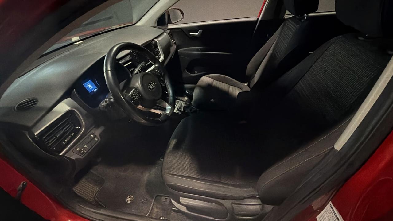 KIA STONIC DEL 2019 1000 BENZINA 120 CV