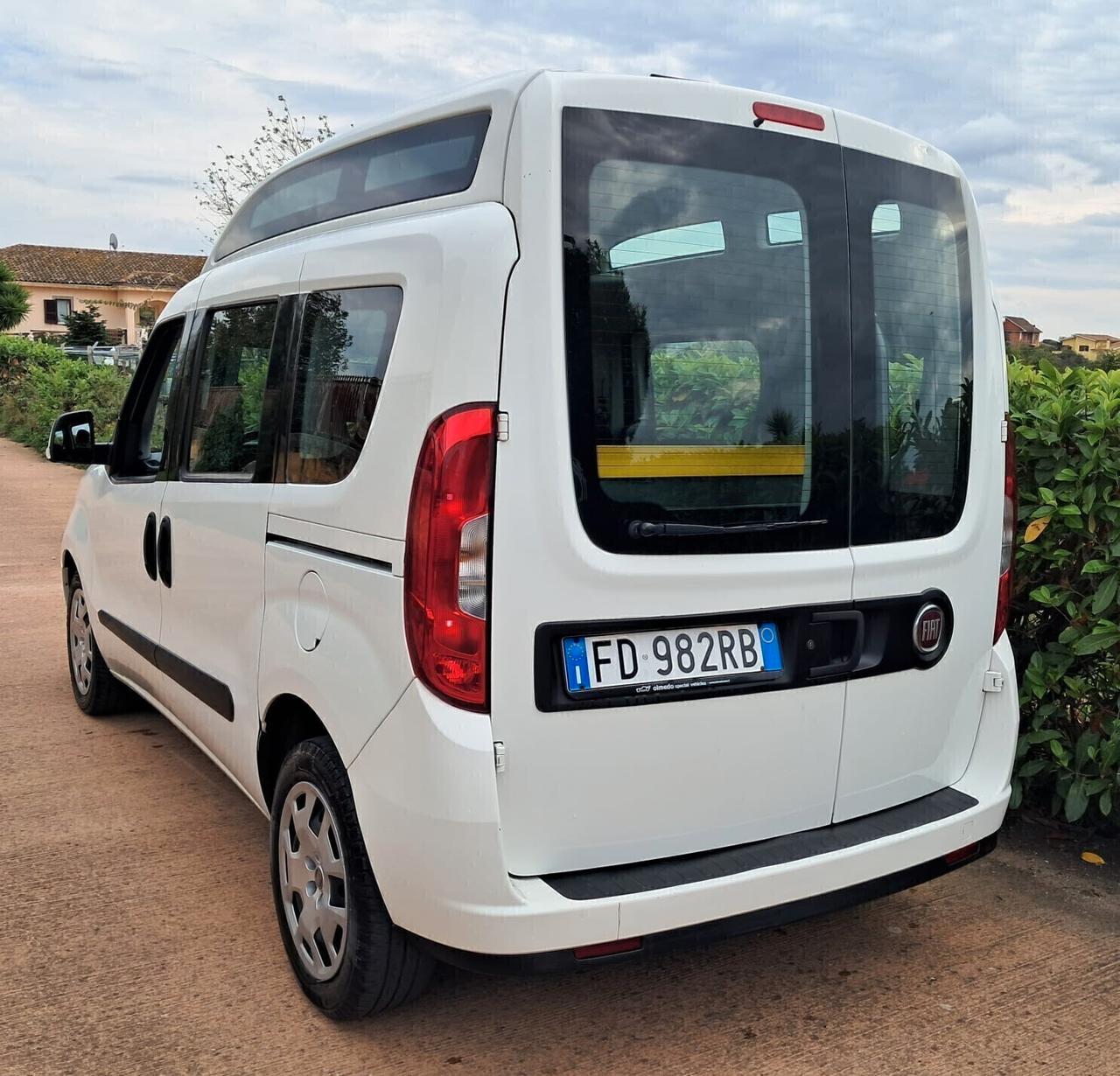 Fiat Doblo EURO 6 TETTO ALTO TRASPORTO DISABILI