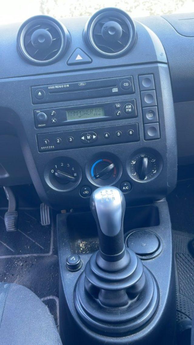 FORD Fiesta 1.2 16V 5p. Ghia