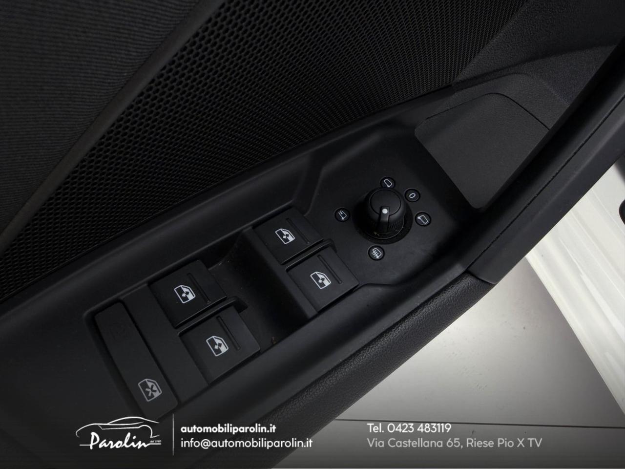 Audi A3 Sportback 30 tfsi mhev Business Advanced S-tronic Black pack