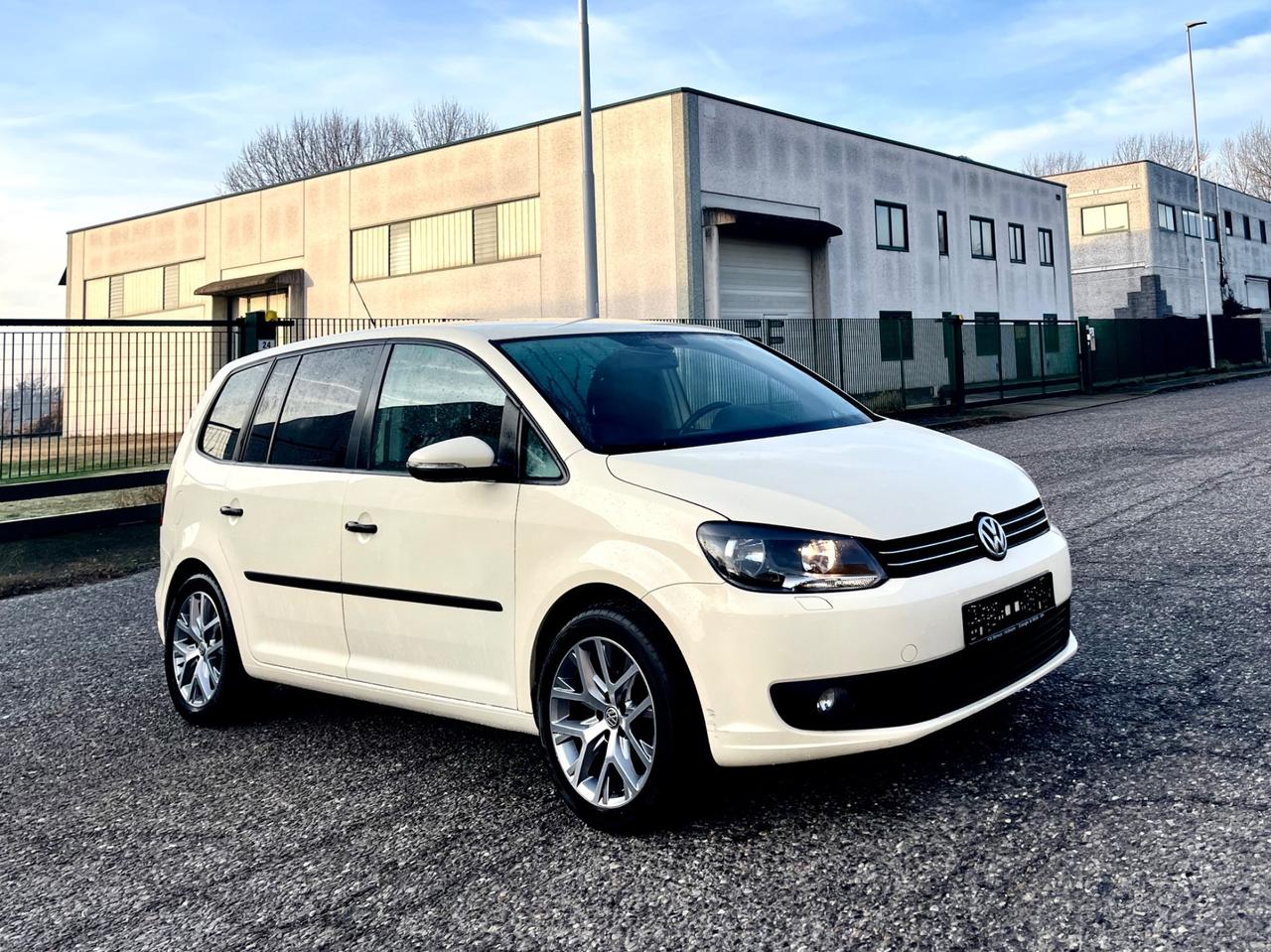 Volkswagen Touran Business 2.0 TDI 140 CV DSG Highline