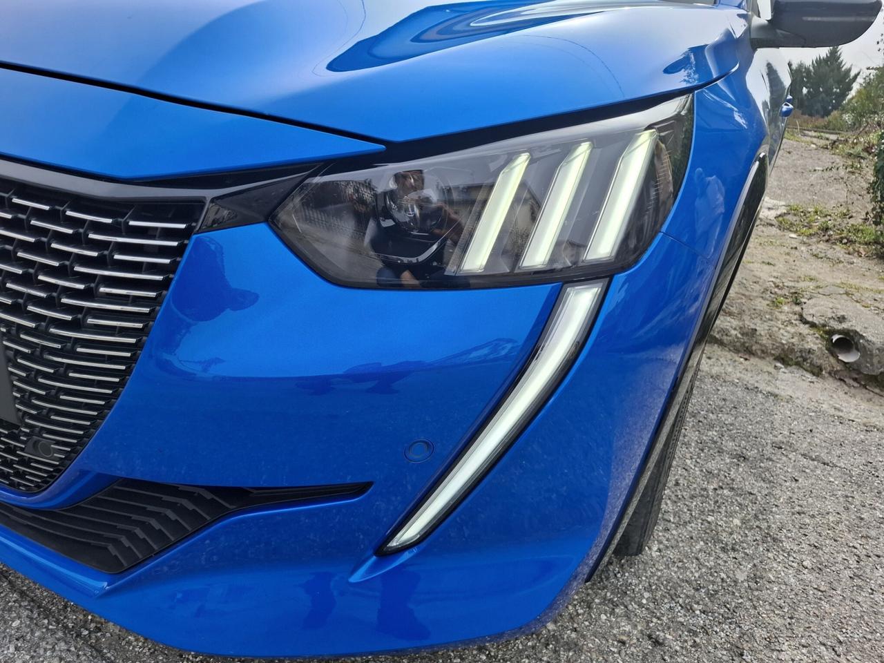 Peugeot 208 PureTech 1.2 GT line 100 cv 2023