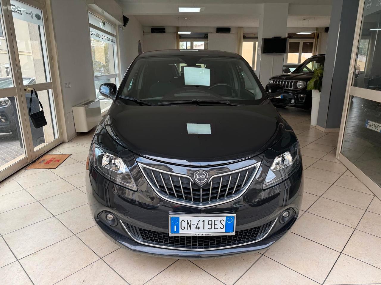 Lancia Ypsilon 1.0 FireFly 5 porte S&S Hybrid Silver Plus