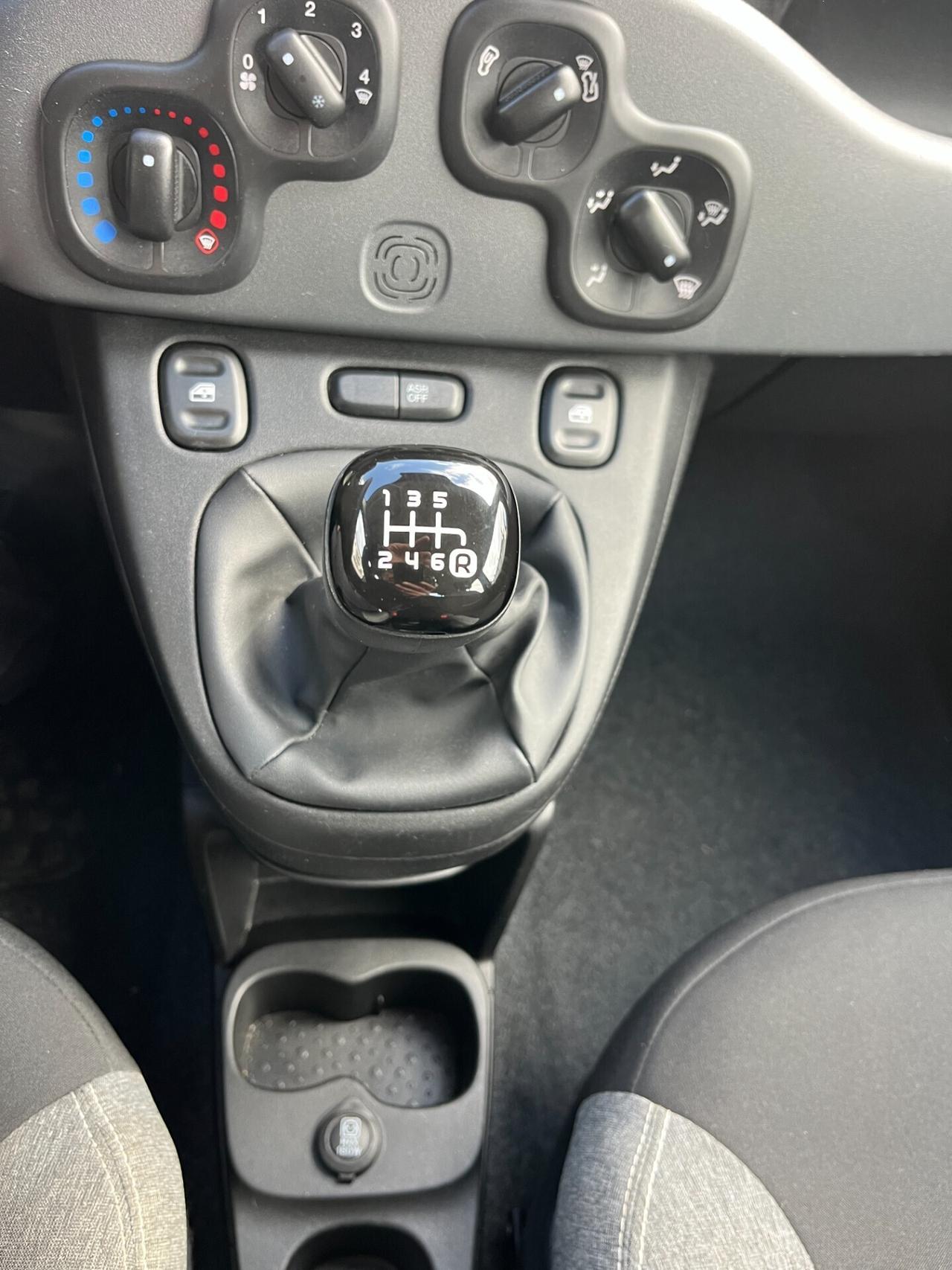 Fiat Panda 1.0 FireFly S&S Hybrid Red