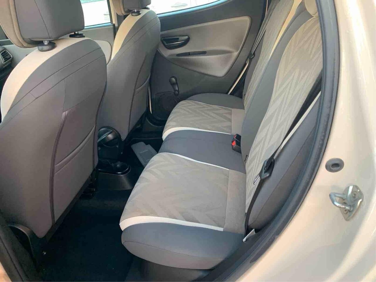 Lancia Ypsilon 1.3 MJT 95 CV