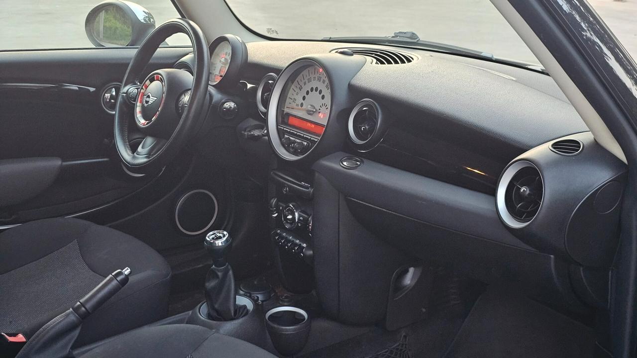 Mini Mini 1.6 16V Cooper D