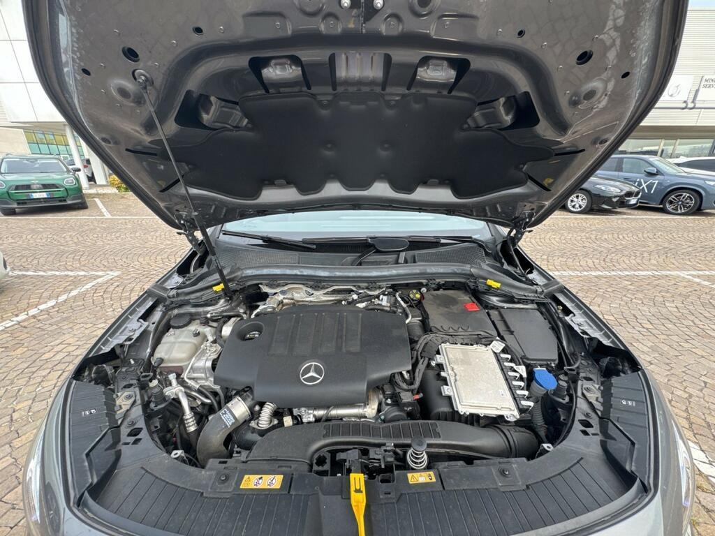 Mercedes GLA 200 200 D Premium 8G-DCT
