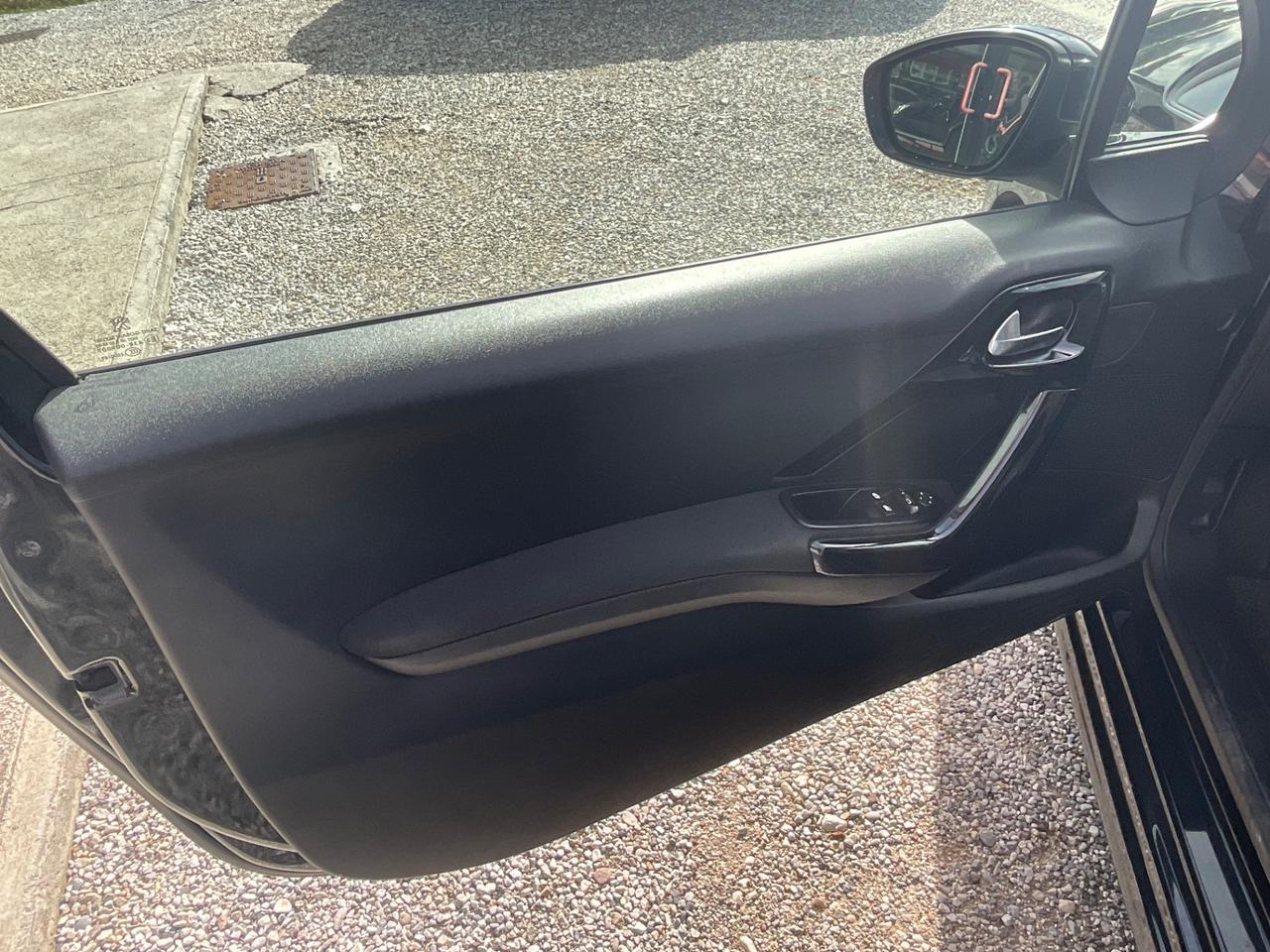 Peugeot 208 1.2 VTi 82 CV 3 porte Active