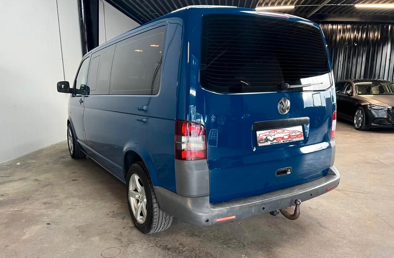Volkswagen T5 Caravelle 7 POSTI