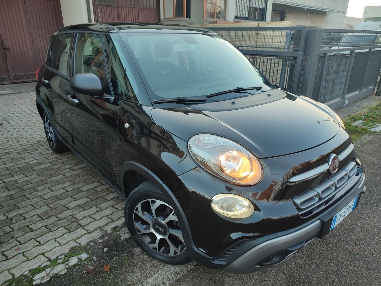 FIAT 500L CROSS DEL 2019 1.4BENZINA EURO6D POCHI KM