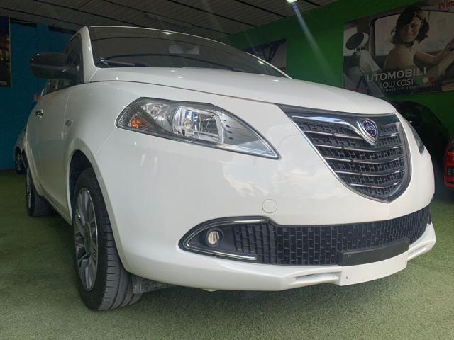LANCIA Ypsilon 1.2 69 CV 5 porte Silver