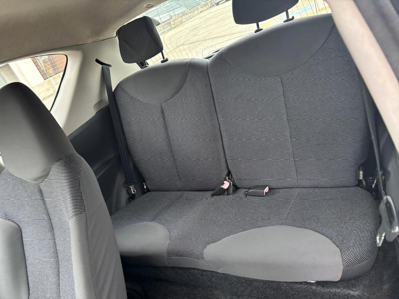 Peugeot 107 1.0 68CV 3p. Plaisir 2Tronic AUTOMATICA, NO CLIMA