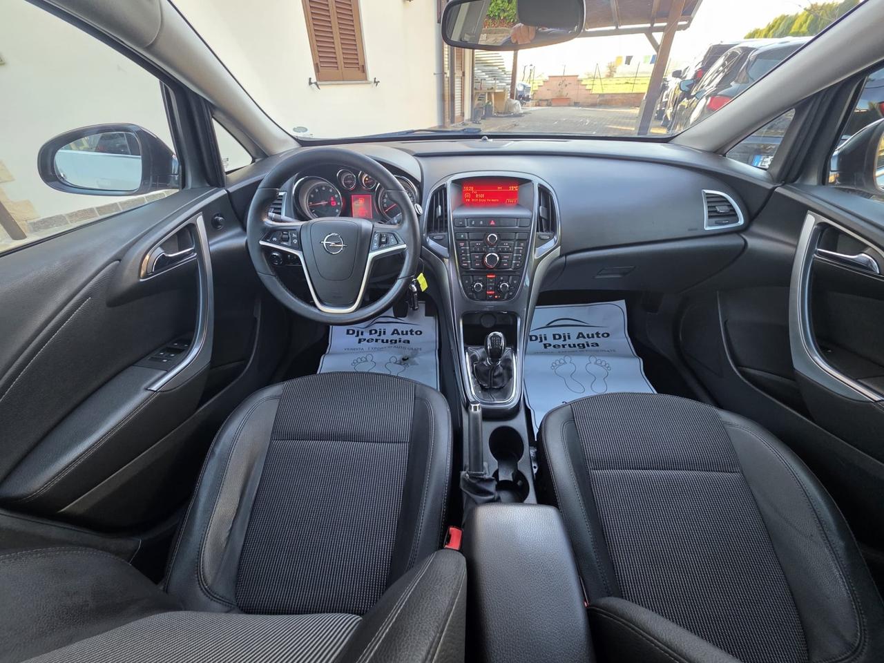 Opel Astra 1.4 Turbo 140CV 5 porte GPL Tech Cosmo