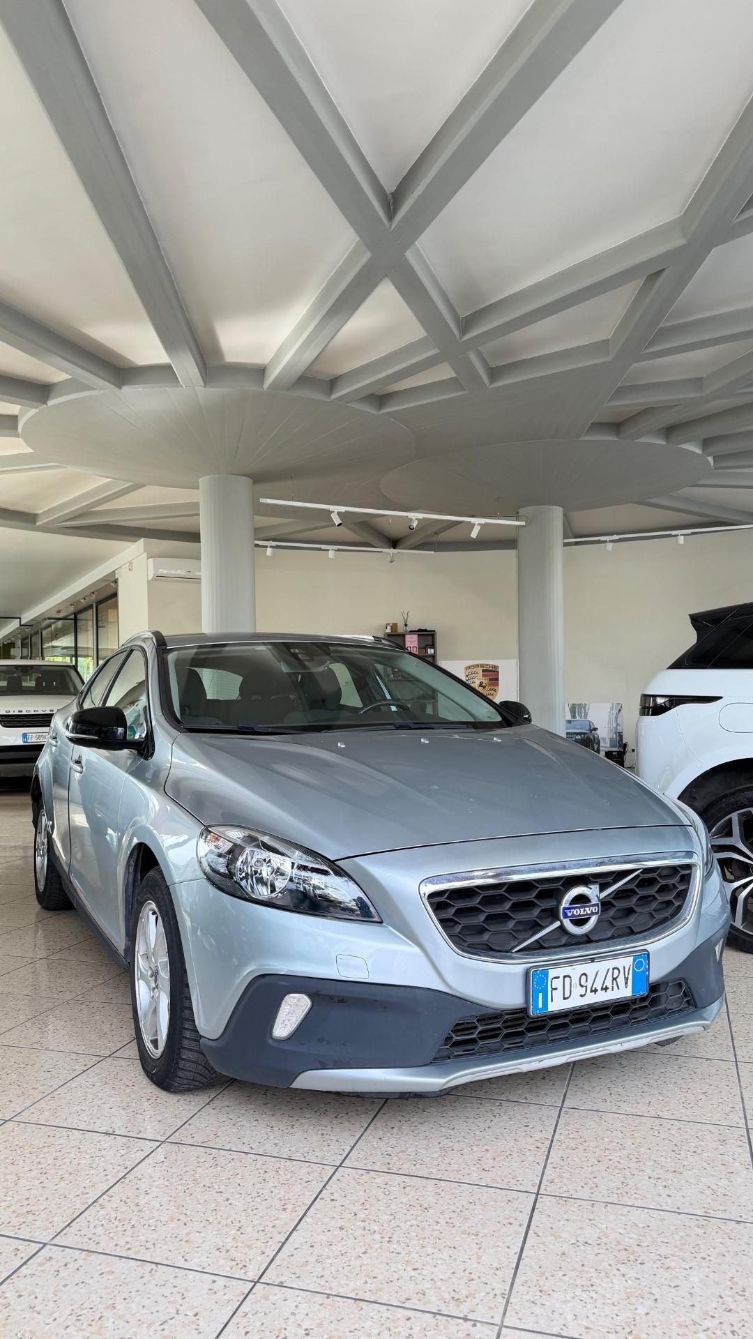 Volvo V40 Cross Country D2 Momentum