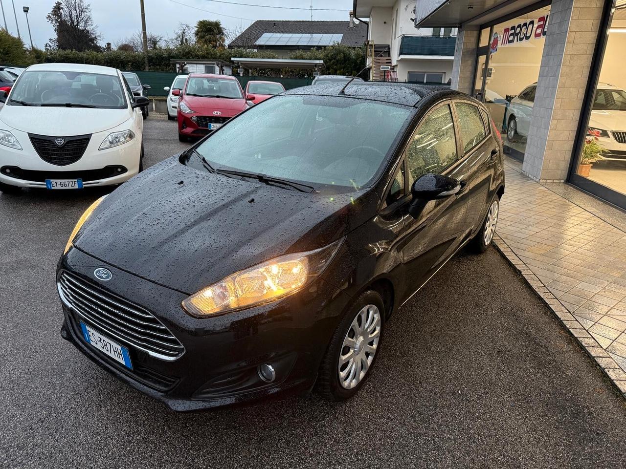 Ford Fiesta 1.4 Gpl Neopatentati