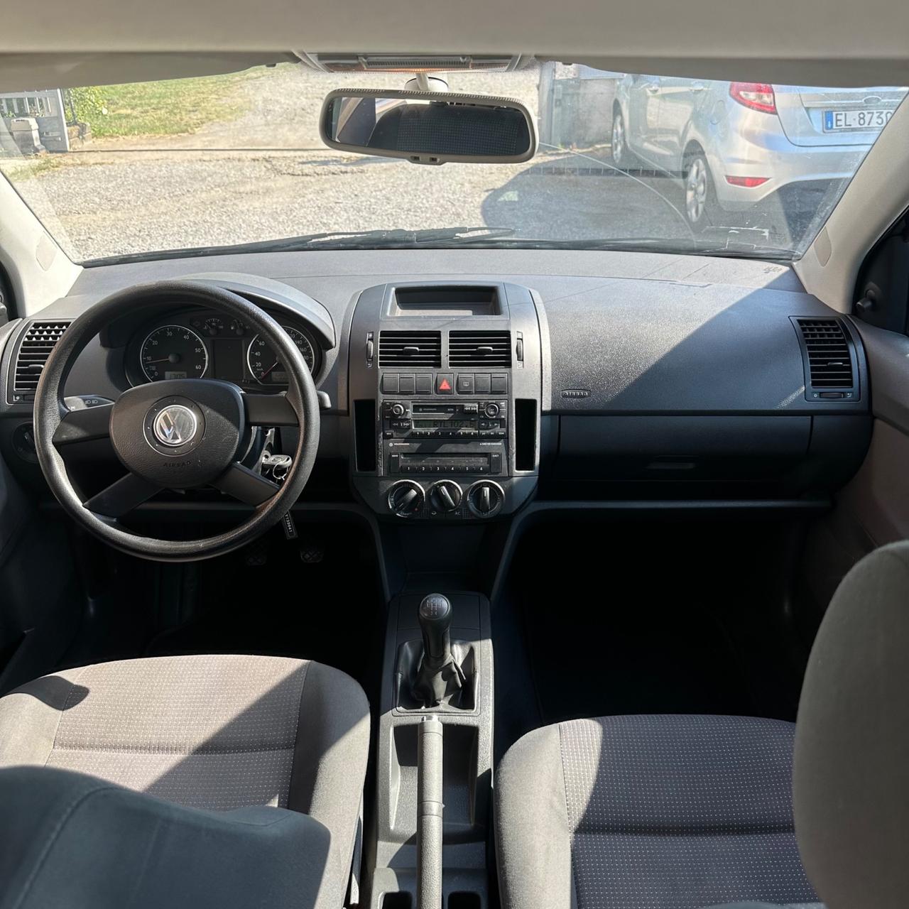 Volkswagen Polo 1.2 5p. Trendline