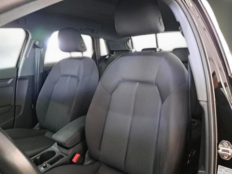 AUDI A3 SPORTBACK 30 TDI Business Advanced