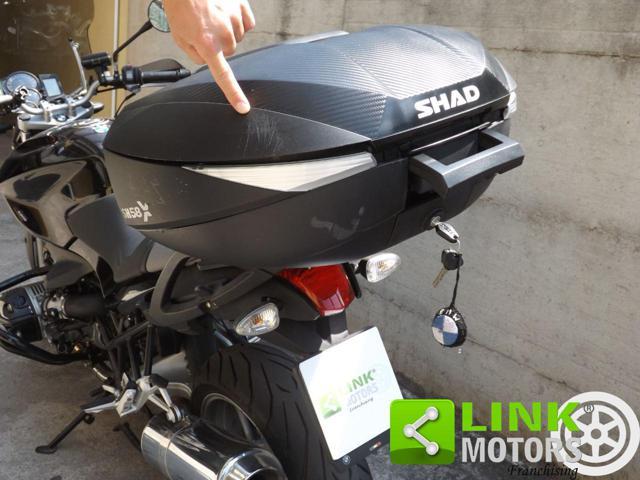BMW R 1200 R anno 2008 con valigie laterali BMW originali
