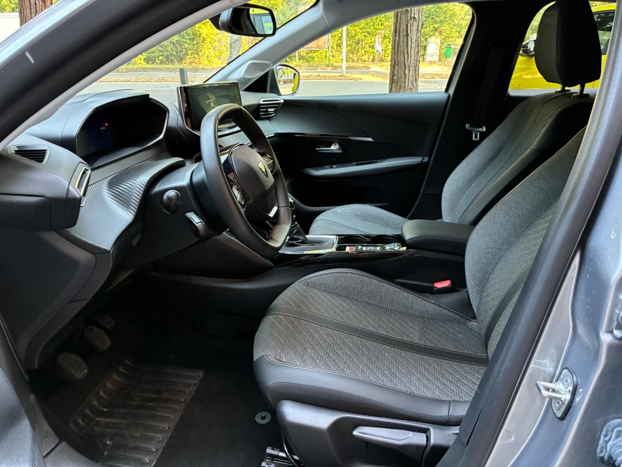 Peugeot 208 PureTech 100 Stop&Start 5 porte Allure