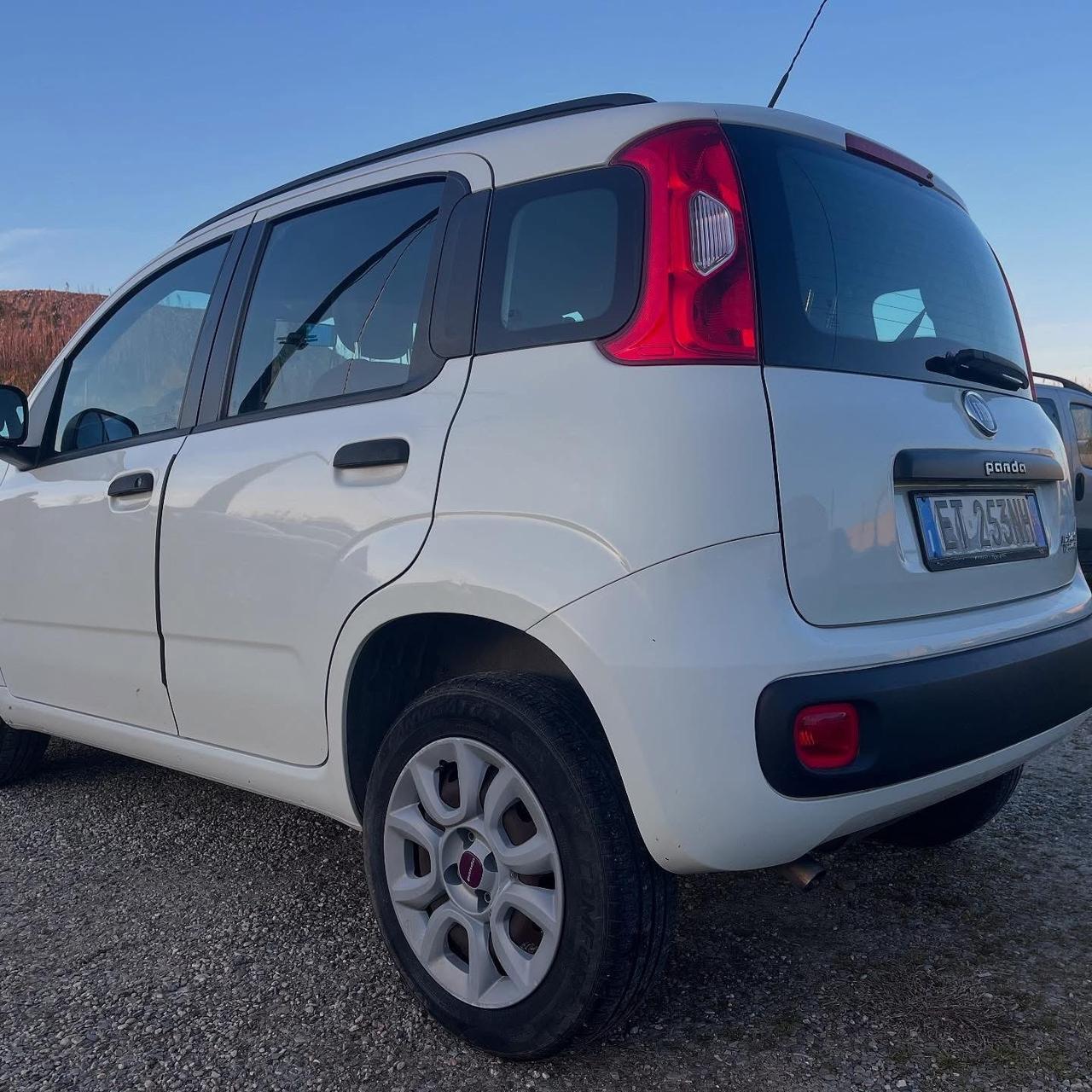 Fiat Panda 0.9 TwinAir Turbo Natural Power Lounge