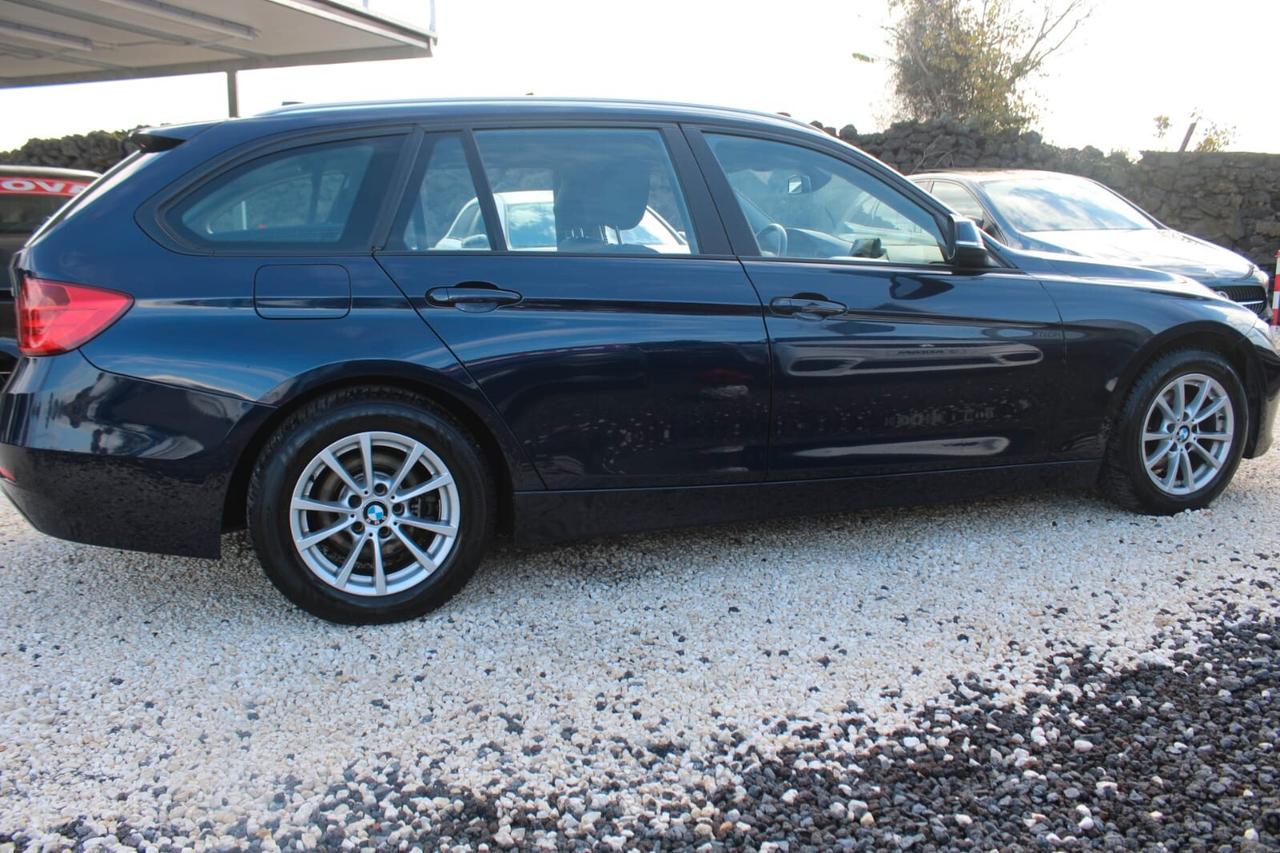 Bmw 318 318d Touring Business aut.