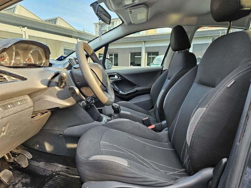 Peugeot 208 1.2 PureTech 82cv Allure