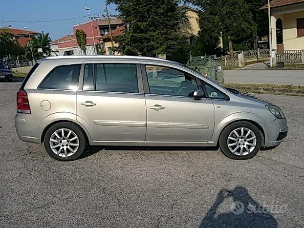 Opel Zafira 1.9 CDTI 120CV Cosmo 7 Posti