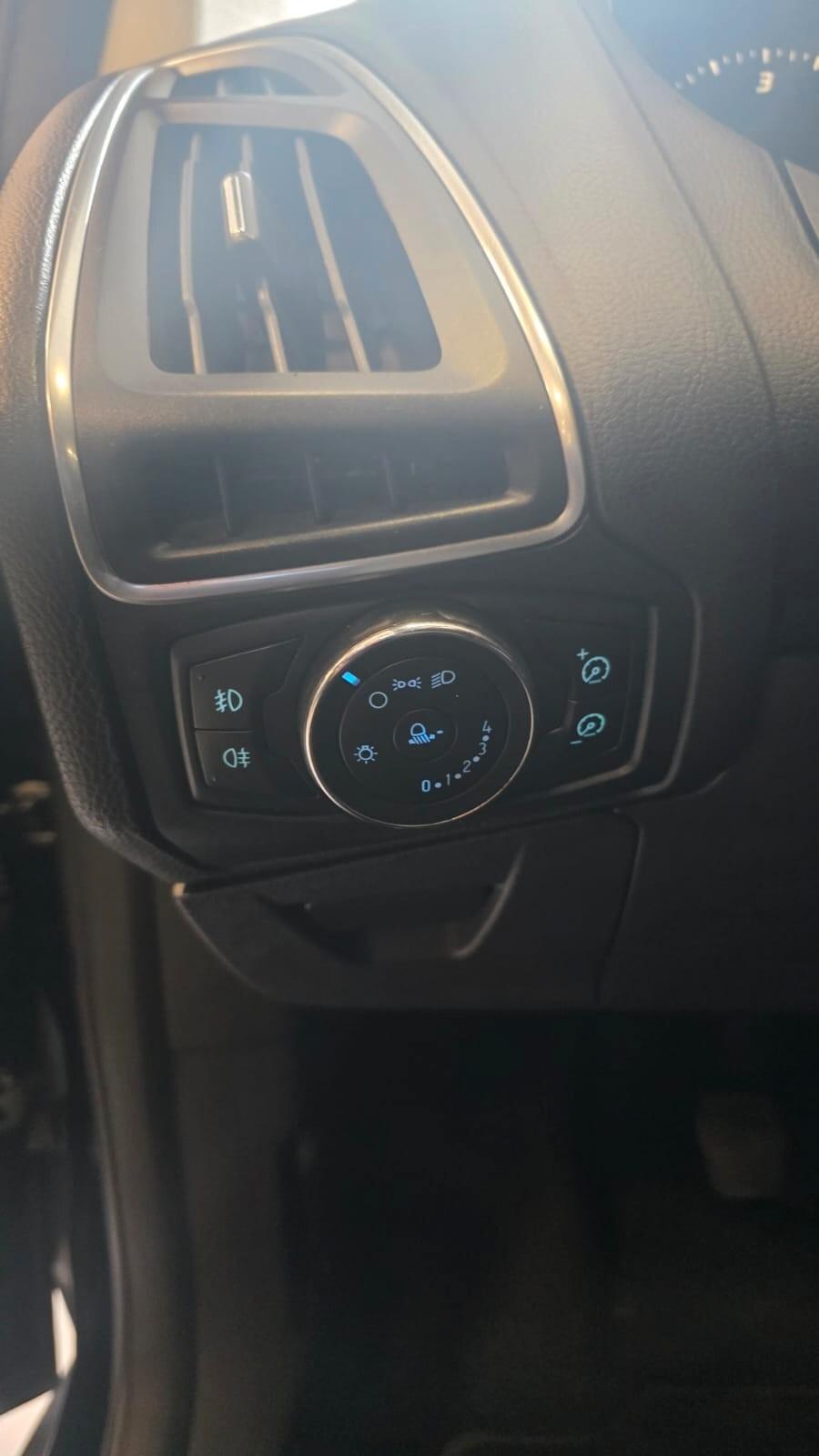 Ford Focus 1.6 TDCi 115 CV Titanium