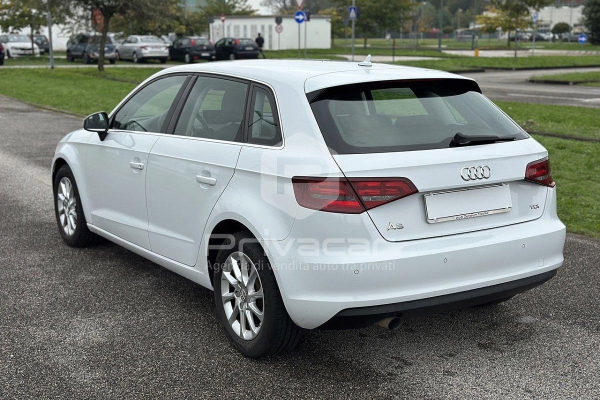 AUDI A3 SPB 1.6 TDI clean diesel Attraction