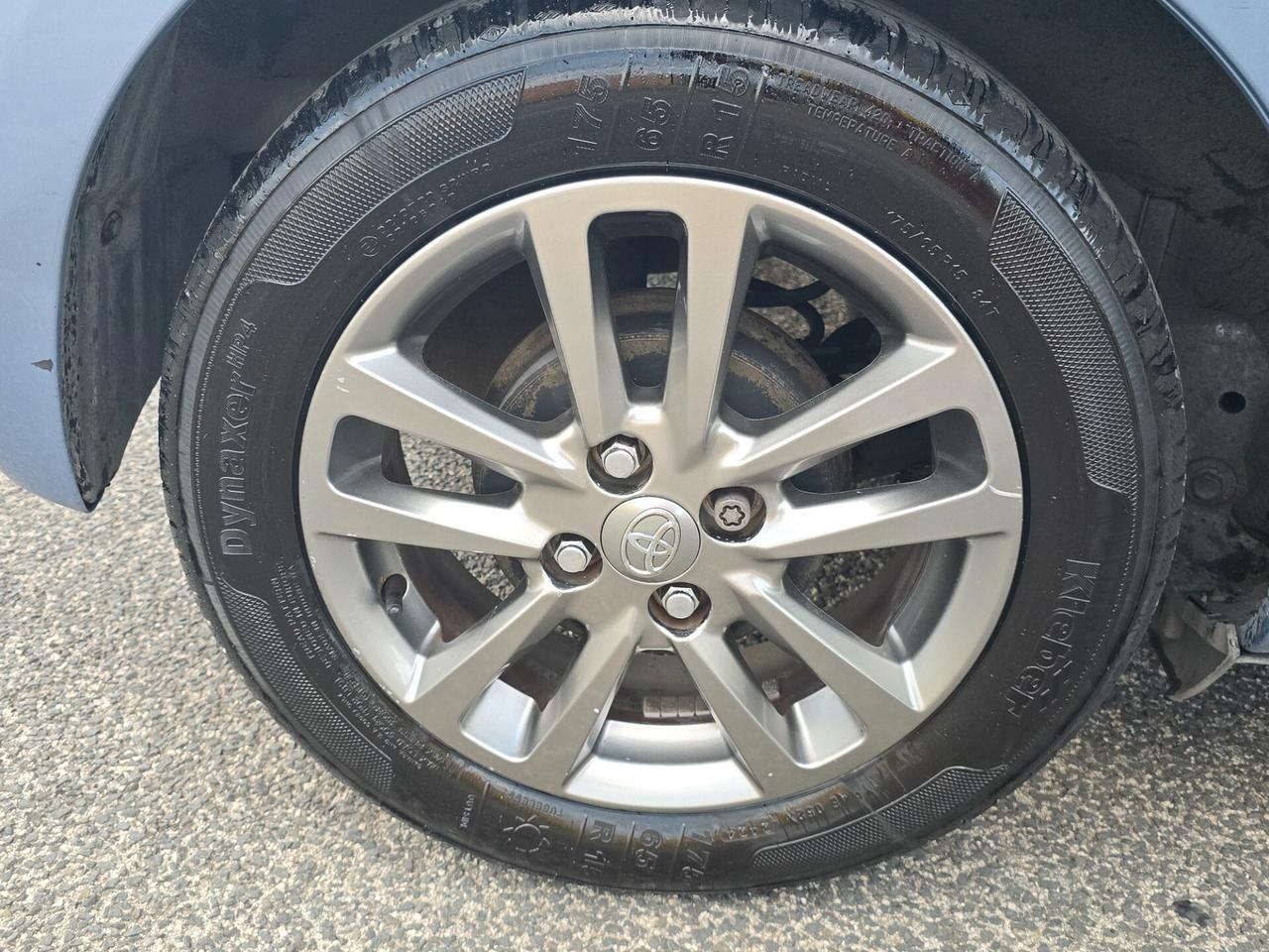 Toyota Yaris Sol