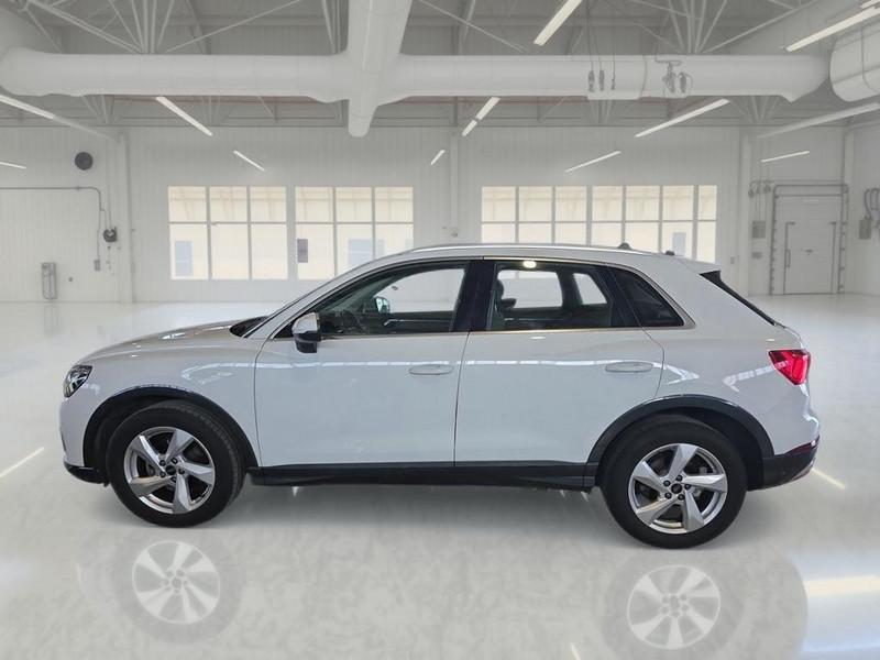 AUDI Q3 35 TDI S TRONIC BUSINESS ADVANCED SUV
