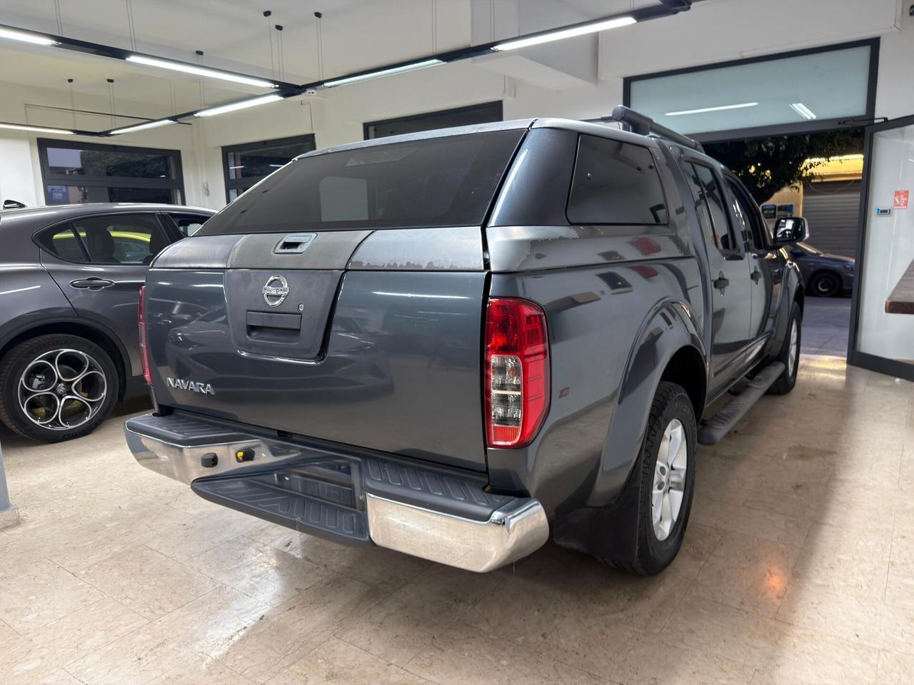 Nissan Navara 2.5 dCi 190CV 4 porte Double Cab Hard Top
