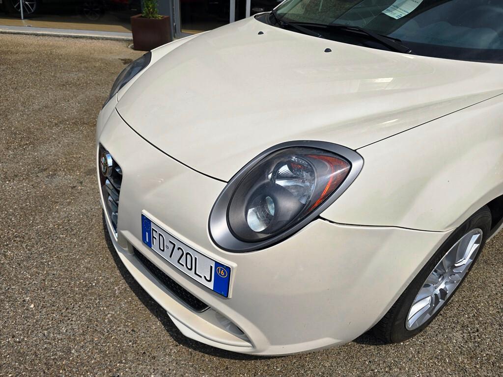 Alfa Romeo MiTo 1.4 78 CV Distinctive IDEALE PER NEO PATENTATI