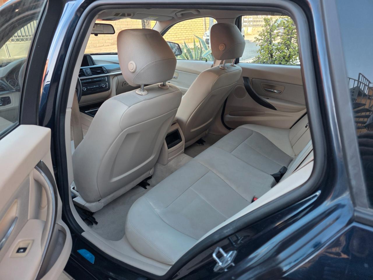 Bmw 318 318d xDrive Touring Modern