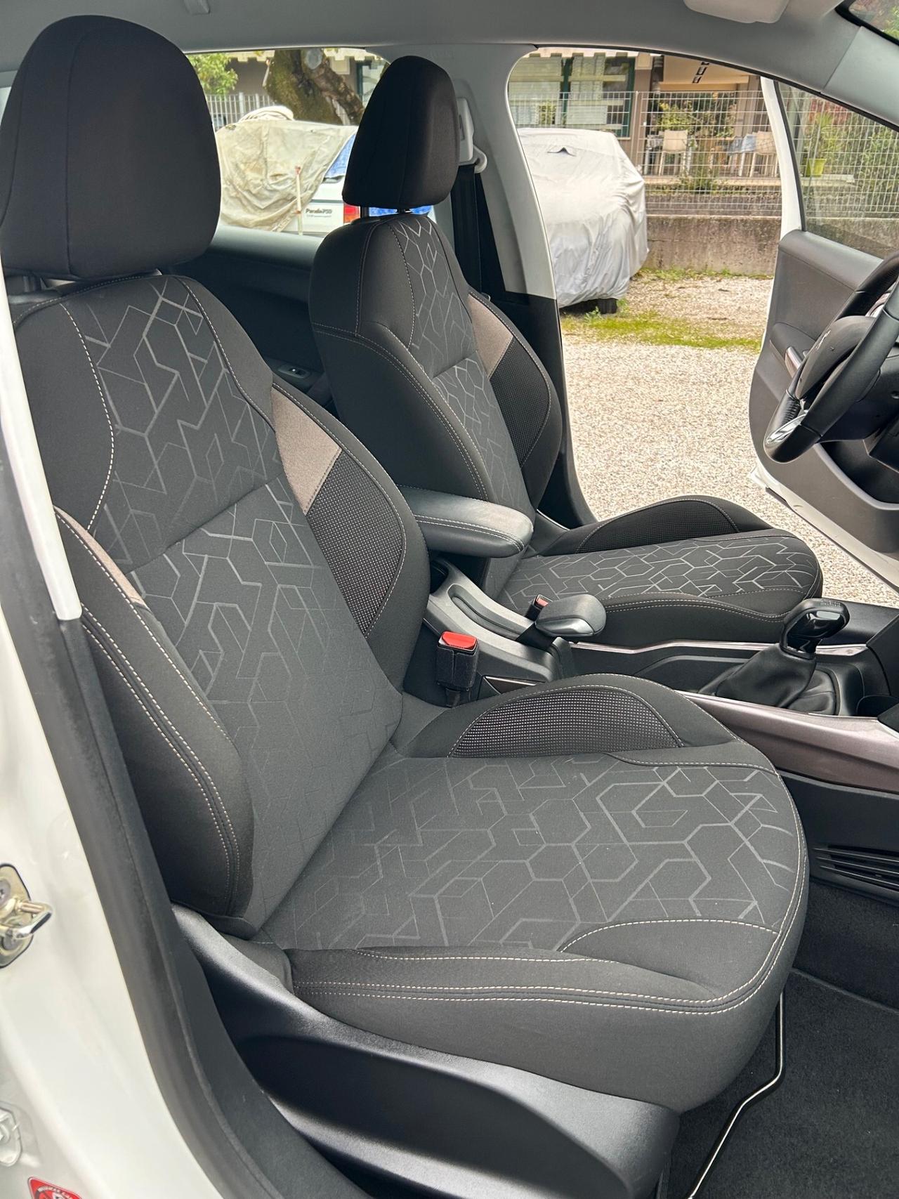 Peugeot 2008 1.6HDi 92 CV - UNIPROPRIETARIO-BELLISSIMA