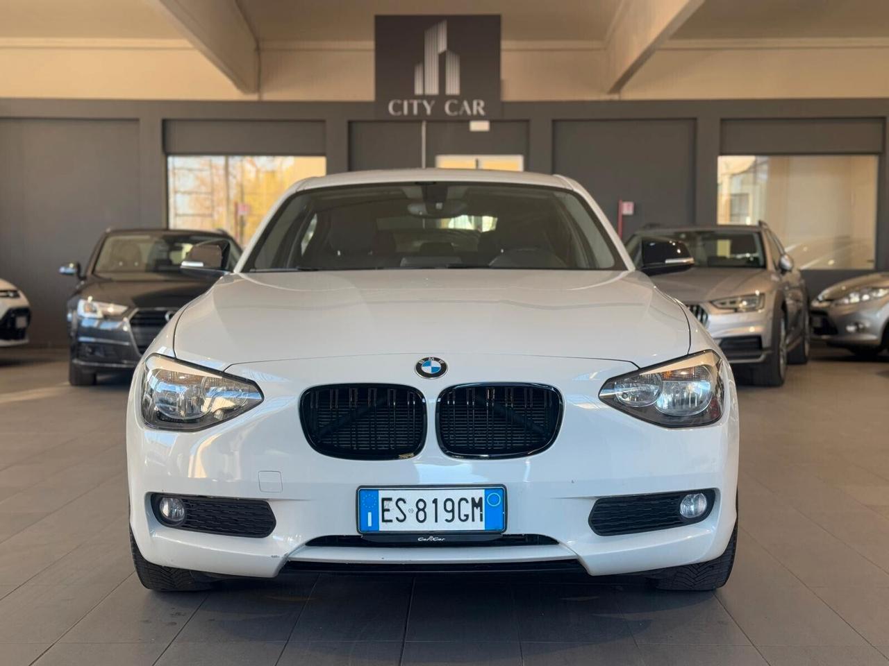 Bmw 118 125d 5p. Unique