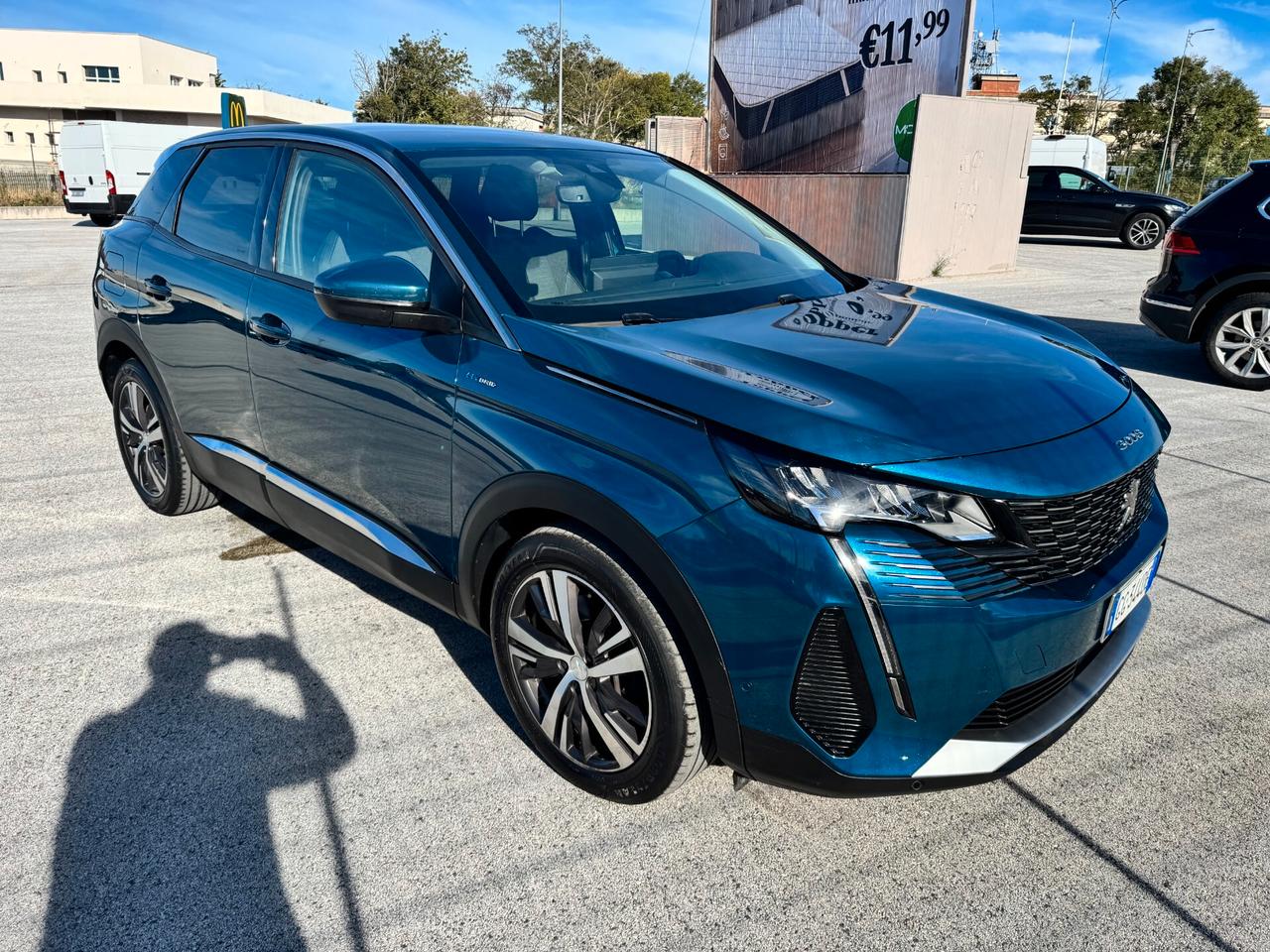 Peugeot 3008 Hybrid 225 e-EAT8 Allure