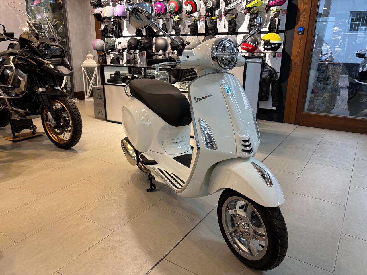 Piaggio Vespa 125 Primavera