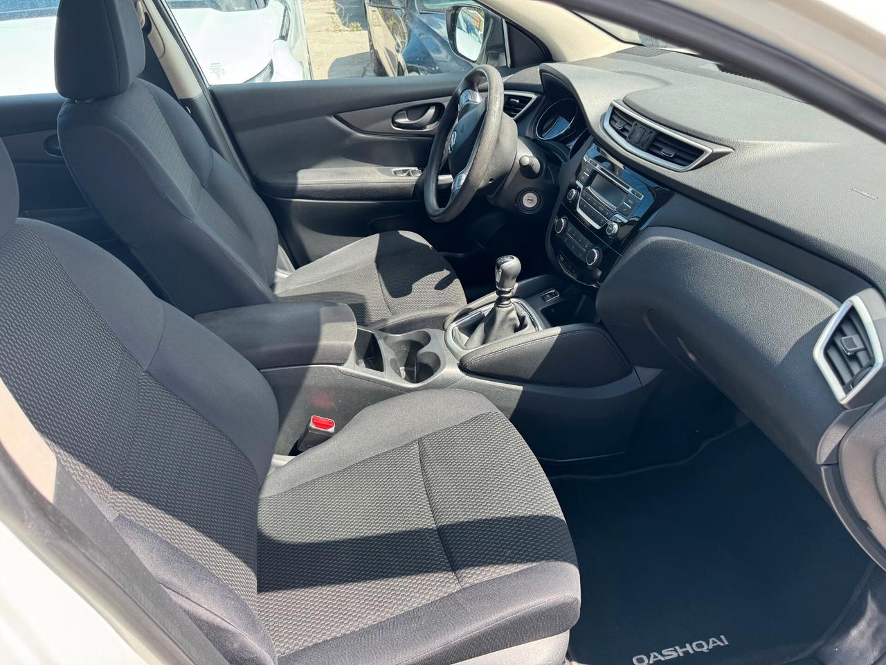 Nissan Qashqai 1.5 dCi Visia