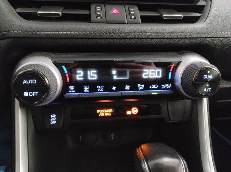 TOYOTA RAV4 5ª serie - RAV4 2.5 HV (218CV) E-CVT 2WD Business