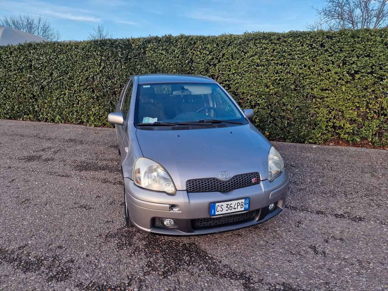 Toyota Yaris 1.5i 16V TS