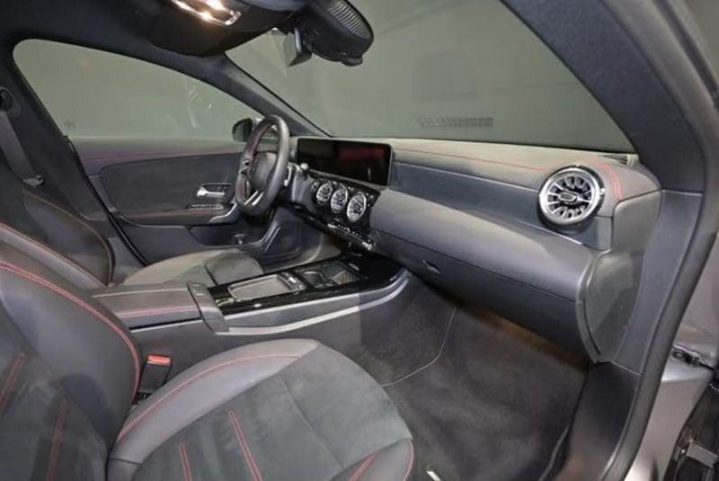 Mercedes-Benz CLA CLA Shooting Brake 180 AMG Line Premium Plus LED CAMERA NAVI
