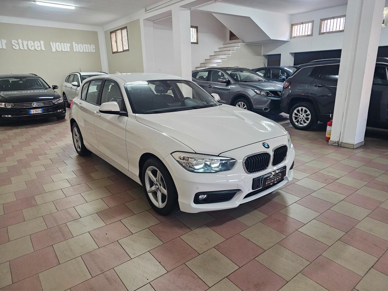 Bmw 116 116d 5p. Urban