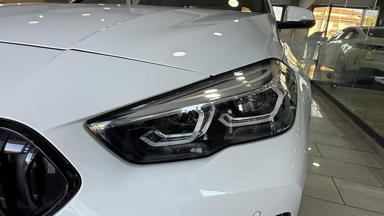 BMW 220 D GRANCOUPE' M SPORT PARI AL NUOVO
