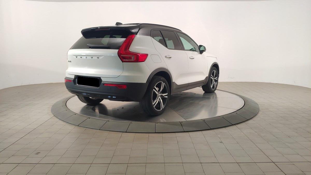 VOLVO Xc40 T4 Recharge Plug-In Hybrid R-Design