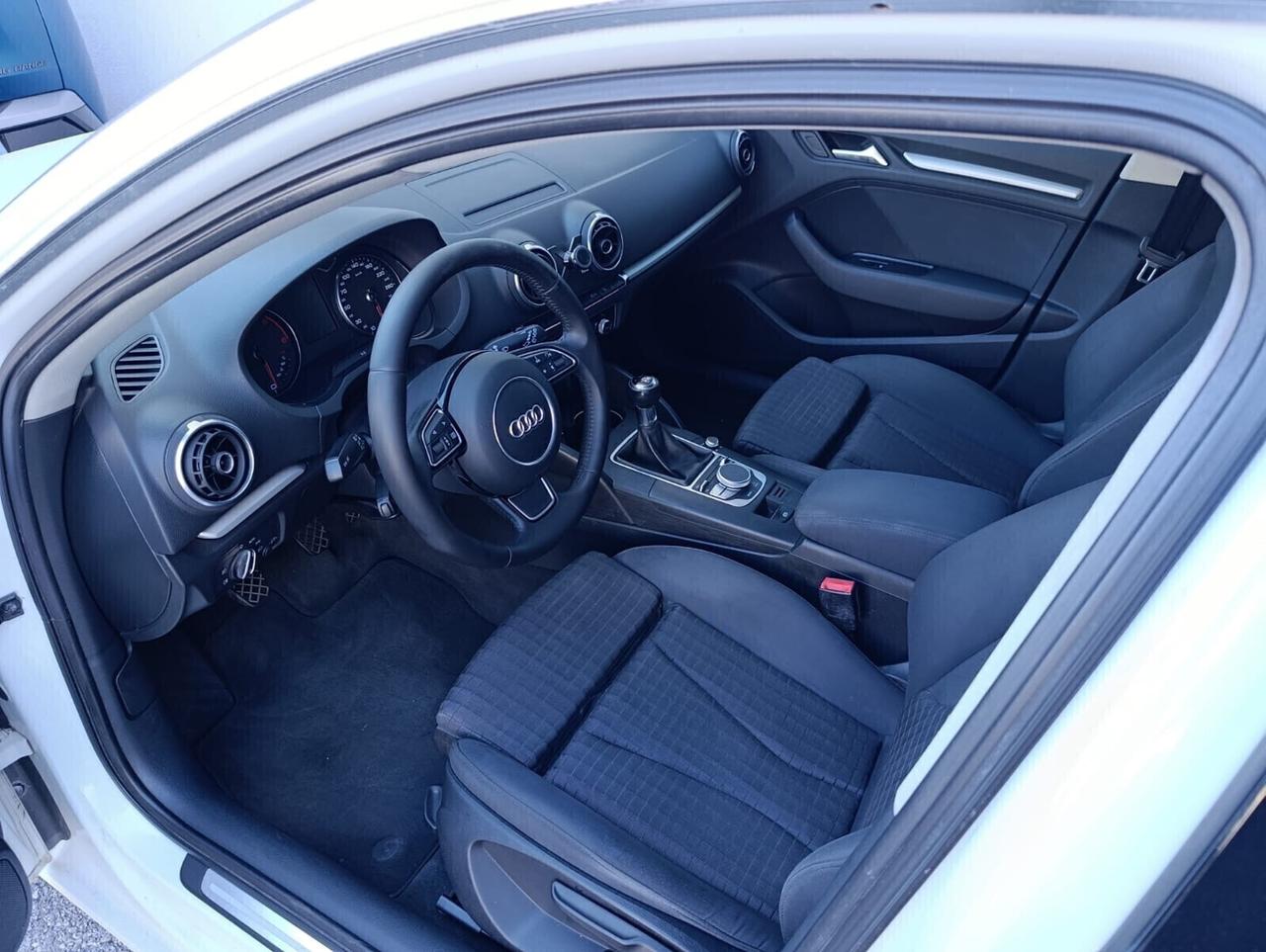 Audi A3 2.0 TDI 150 CV clean diesel Ambiente