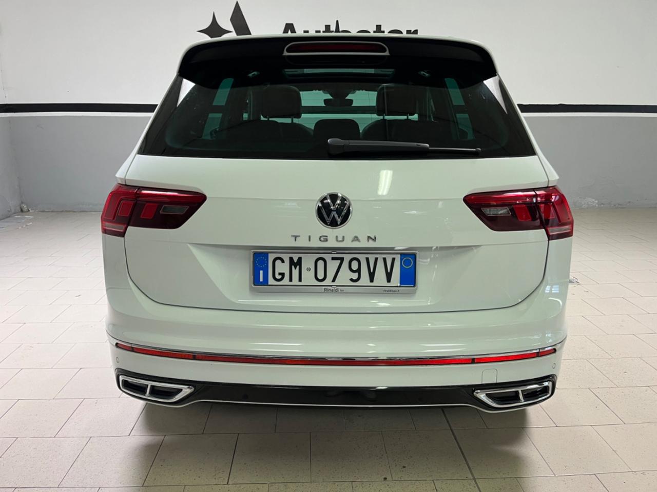 Volkswagen Tiguan 2.0 TDI 150 CV DSG R-Line *tetto