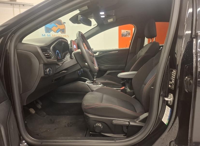 Ford Focus 1.0 EcoBoost Hybrid 125 CV SW ST-Line